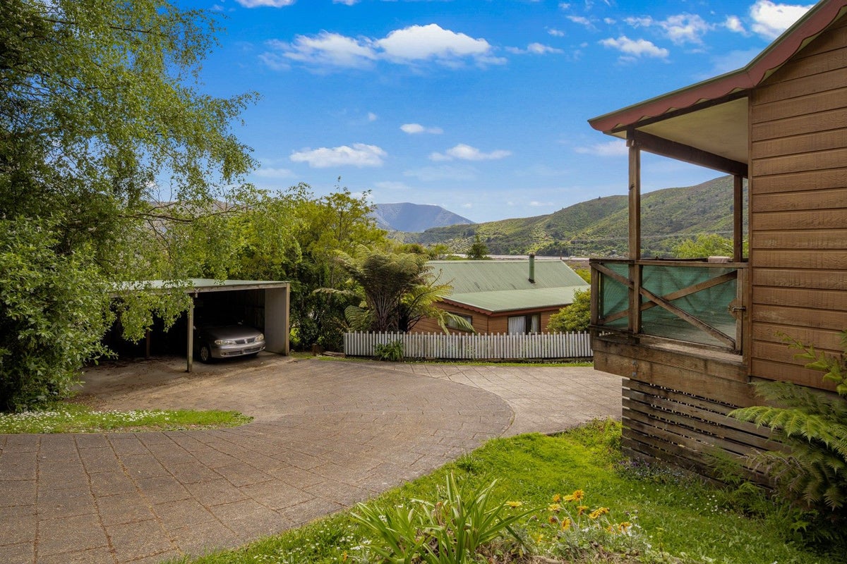 8A Beach Place, Havelock, Havelock - Carousel 15