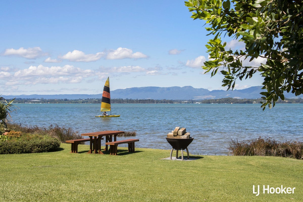 33 Waione Avenue, Athenree, Katikati - Carousel 1