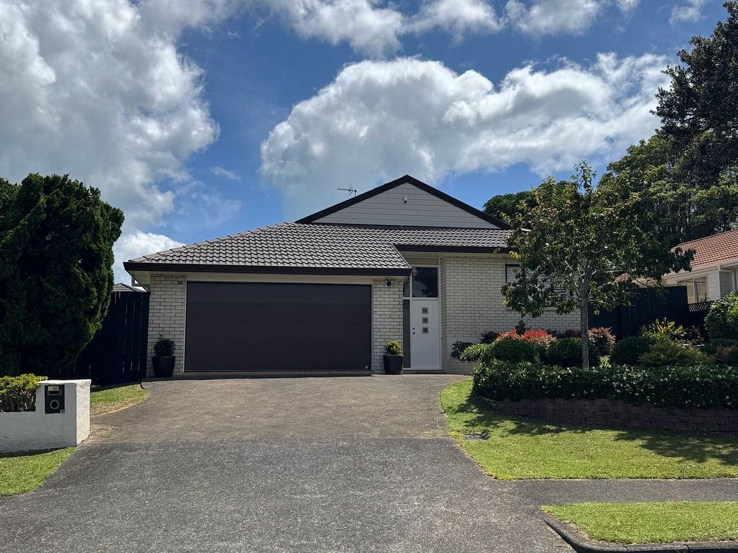 23 Edendale Road, Somerville, Manukau - Carousel 1
