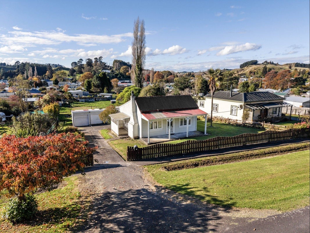 16 Feltham Street, Hunterville, Hunterville - Carousel 19