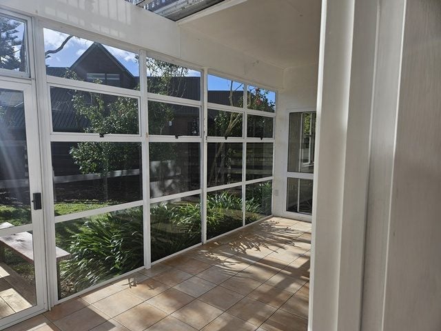 39 Ihaka Street, Hokowhitu, Palmerston North - Carousel 1