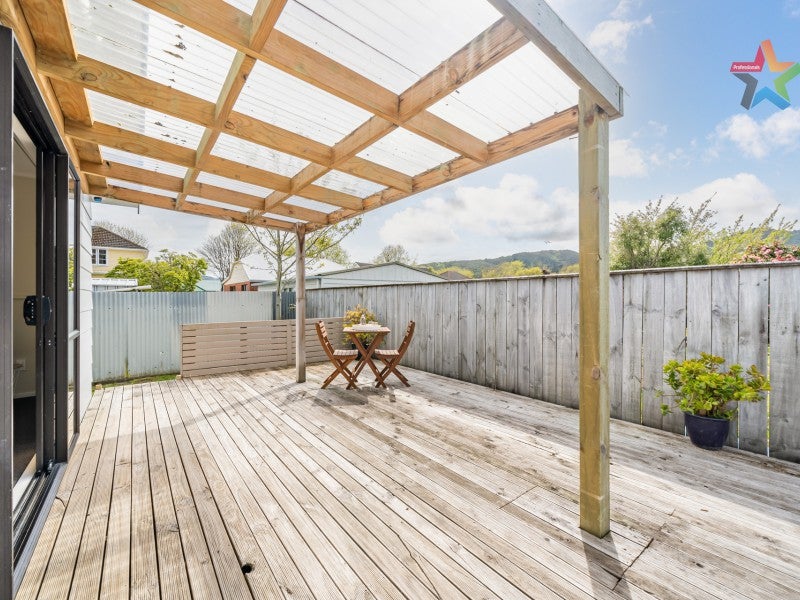 2/209 Naenae Road, Naenae, Lower Hutt - Carousel 2