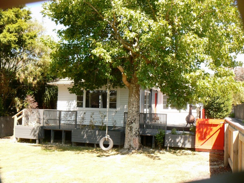 4 KENNEDY GR, Stokes Valley, Lower Hutt - Carousel 17