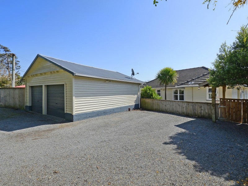 1169 Fergusson Drive, Clouston Park, Upper Hutt - Carousel 18