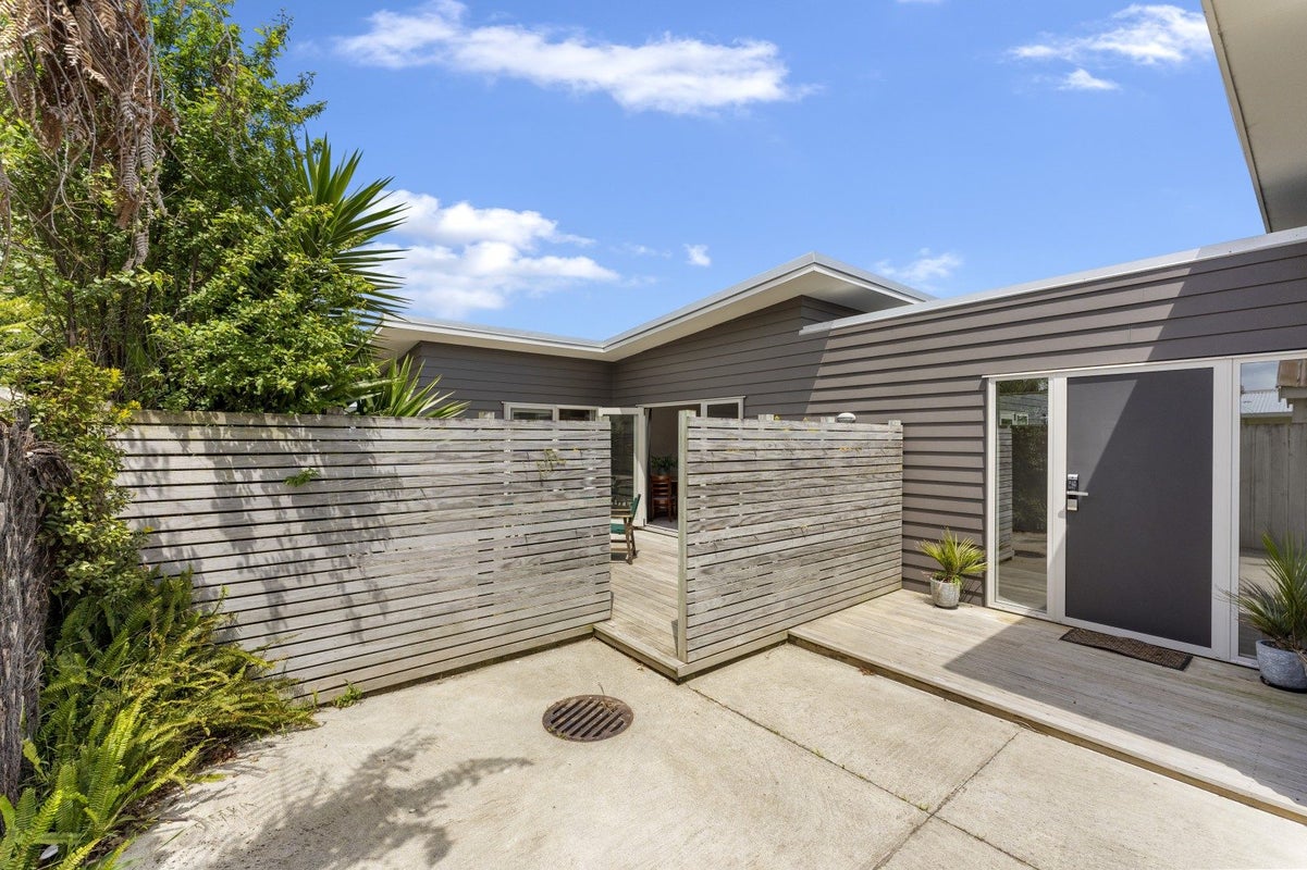 6A Chelwood Street, Takaro, Palmerston North - Carousel 2