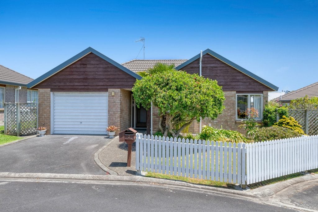 2 The Boulevard, Red Beach, Whangaparaoa - Carousel 2