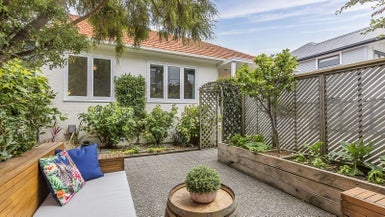 42 Glamis Avenue, Strathmore Park, Wellington - Carousel 1