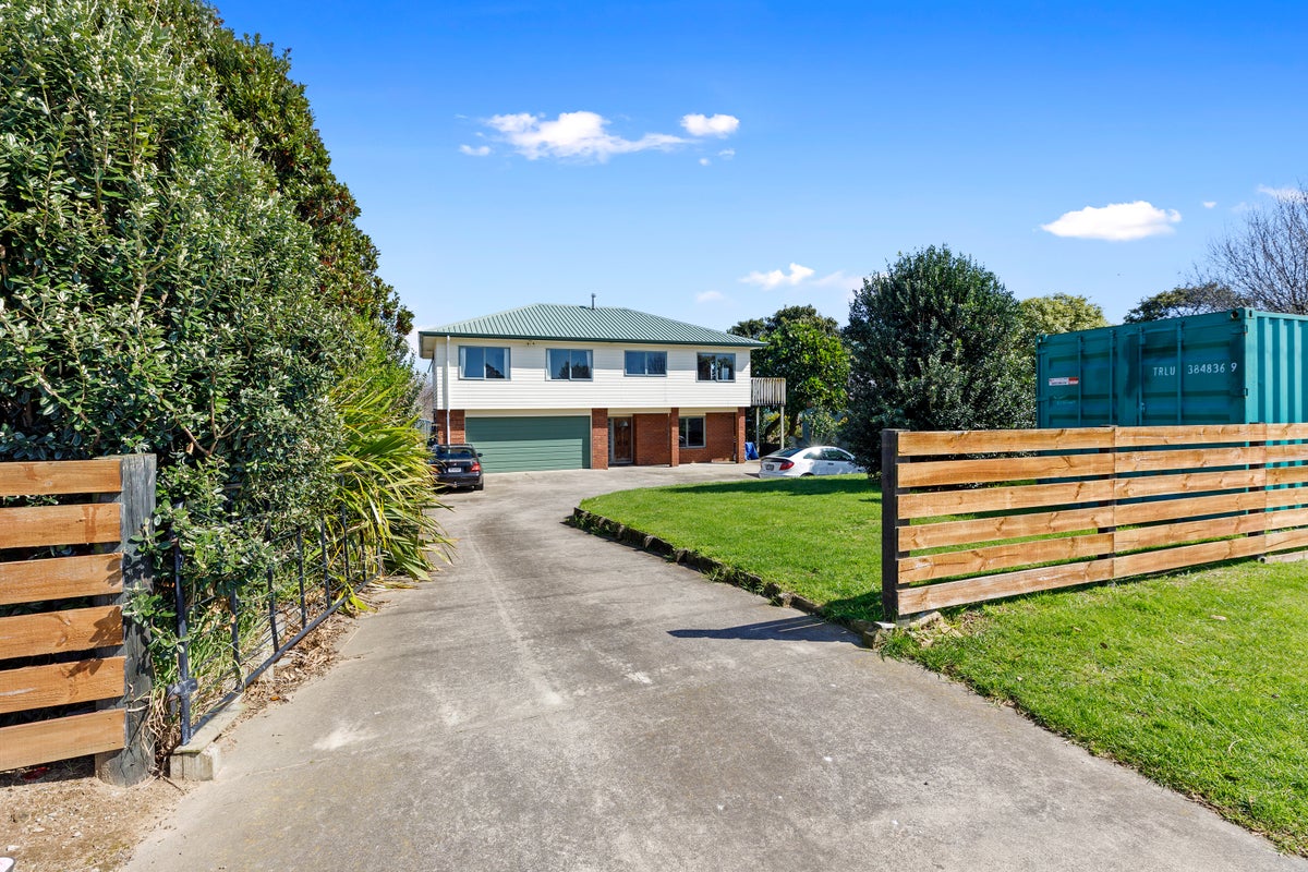 92 Arawa Avenue, Maketu, Te Puke - Carousel 1