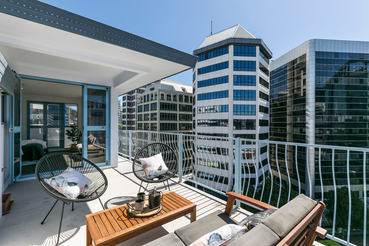 7A/49 Manners Street, Te Aro, Wellington - Carousel 1