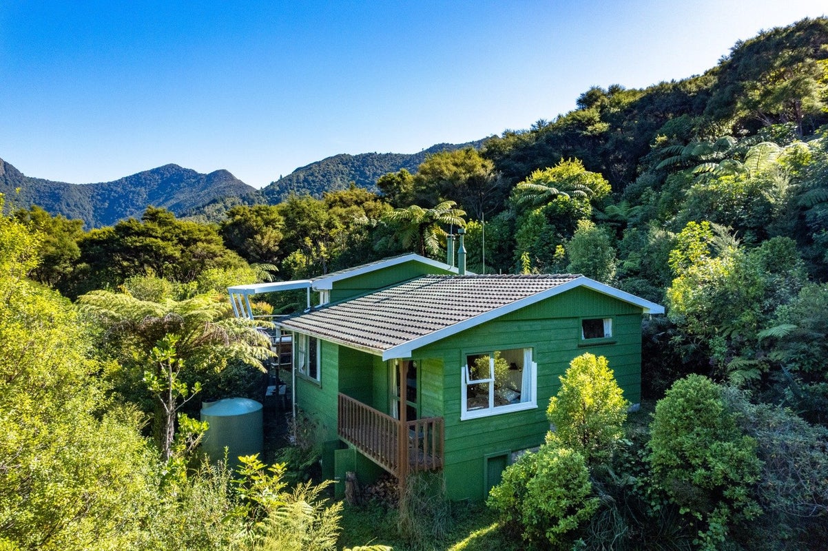 0 Miro Bay, North West Bay, TENNYSON INLET - Carousel 2