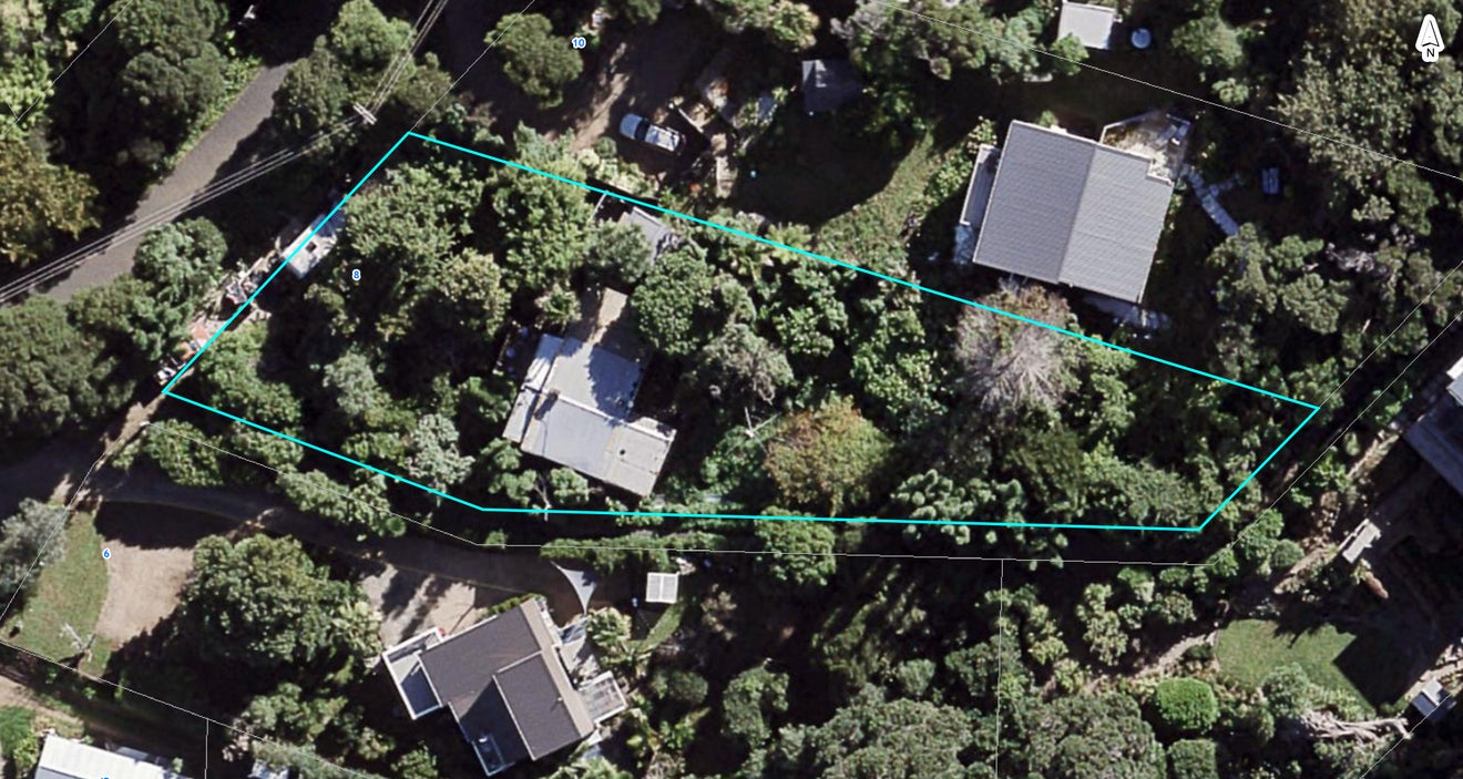 8 Glen Brook Road, Omiha, Waiheke Island - Carousel 1