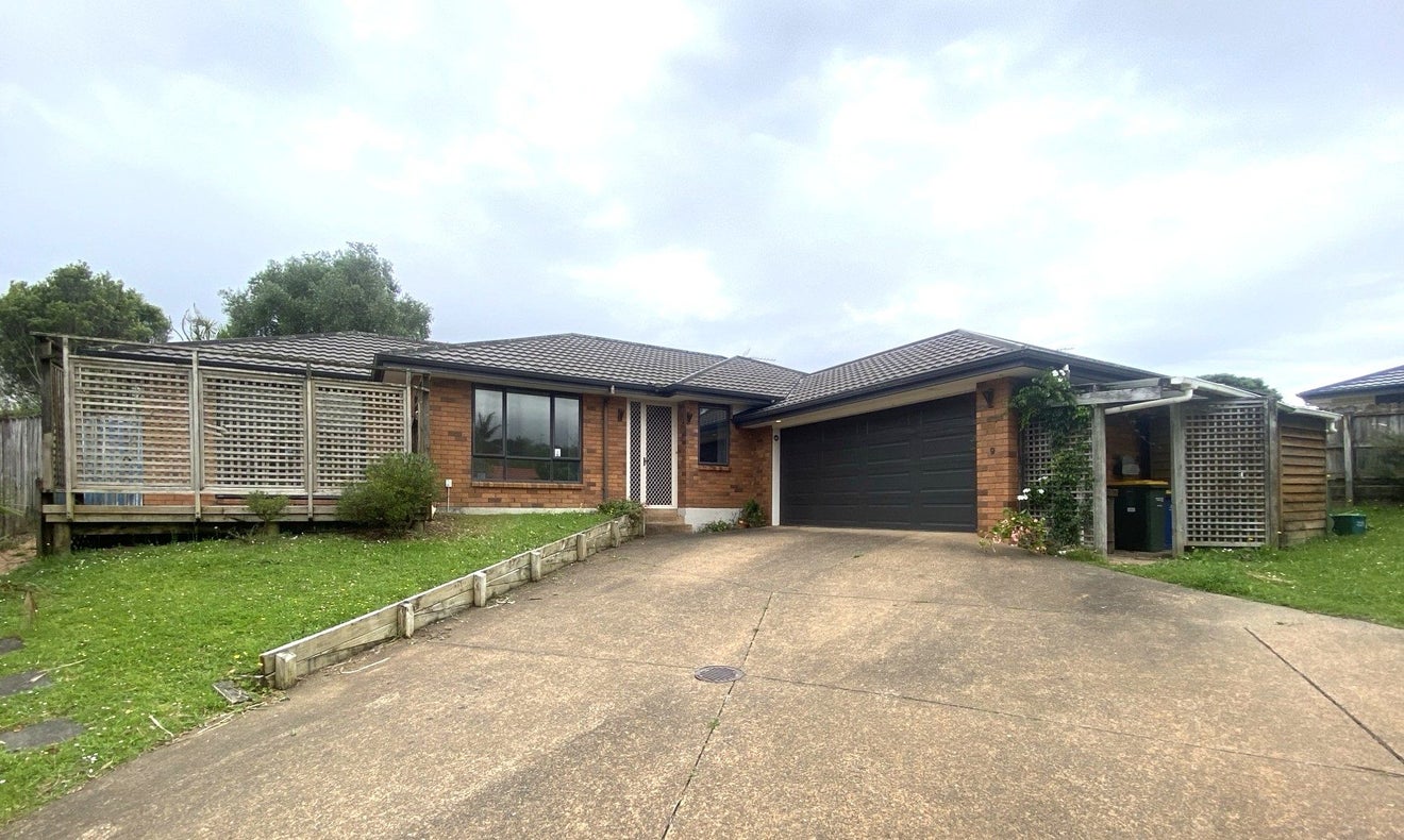 9 Louvain Place, Greenhithe, Auckland - Carousel 1
