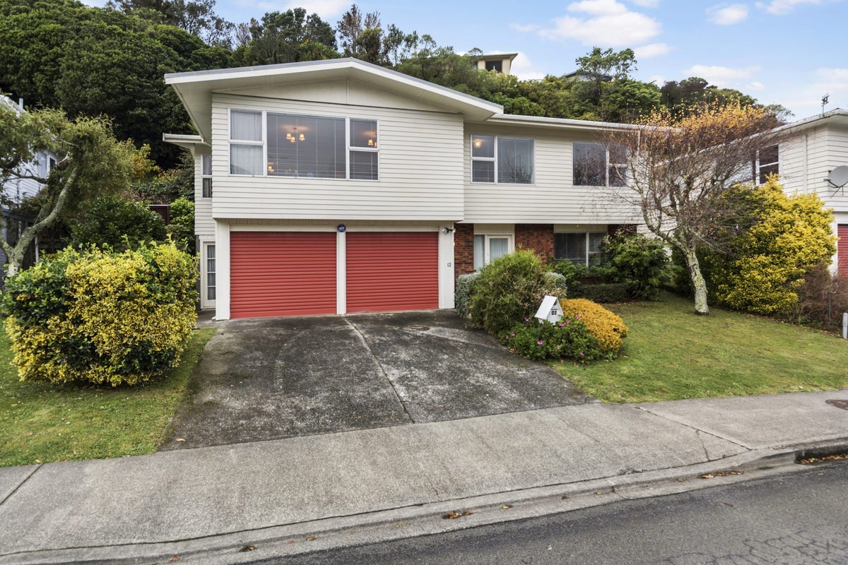12 Cortina Avenue, Johnsonville, Wellington - Carousel 1