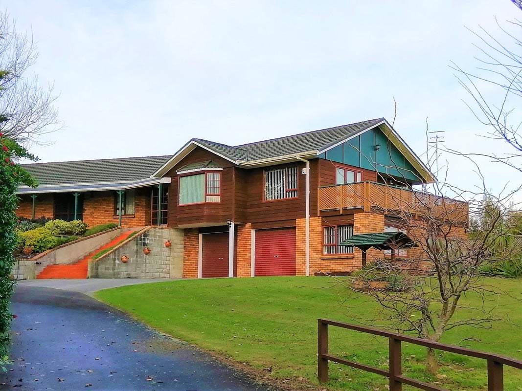 7 Cathro Road, Westmere, Whanganui - Carousel 1