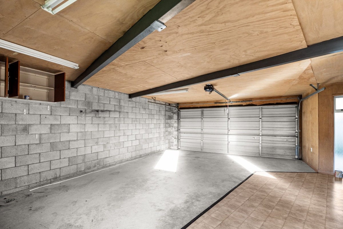 15 Doone Street, Lynmouth, New Plymouth - Carousel 15