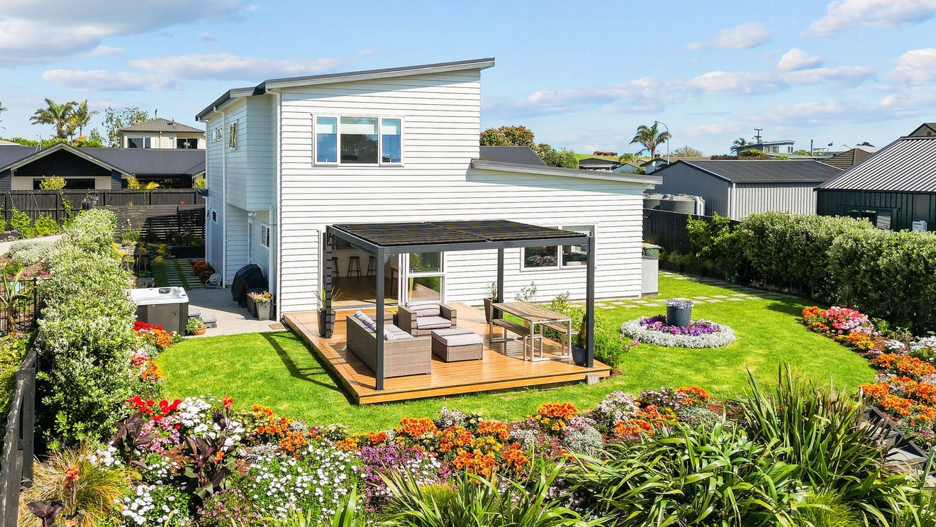 6B Goble Road, Pukekohe - Carousel 1