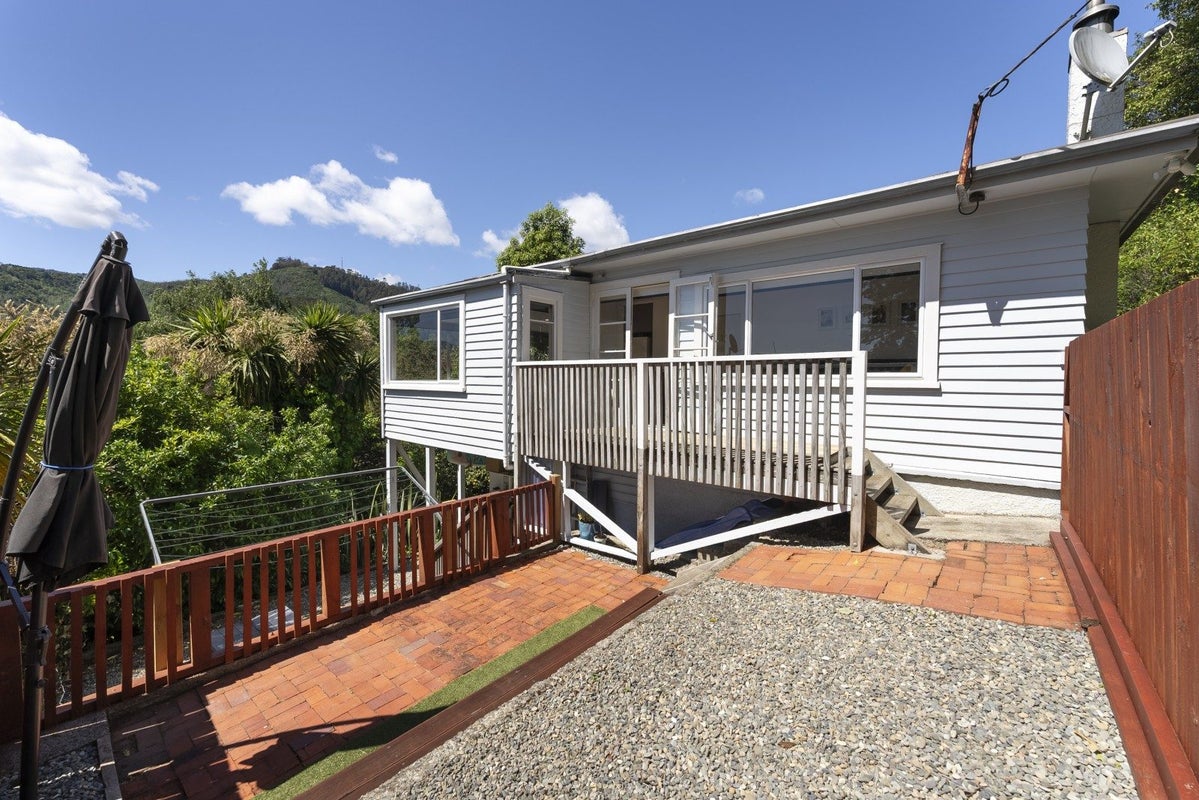 235 St Vincent Street, Toi Toi, Nelson - Carousel 1