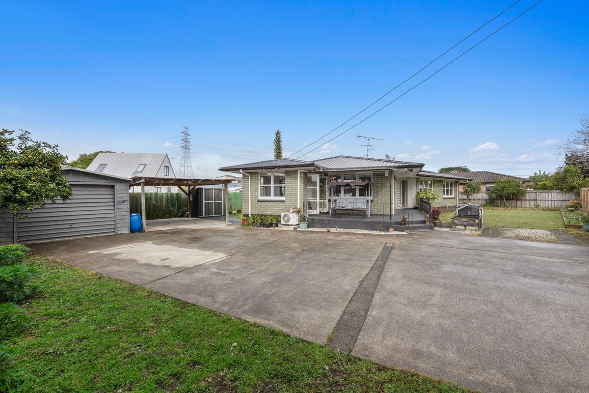 25A Gray Avenue, Mangere East, Auckland - Carousel 1