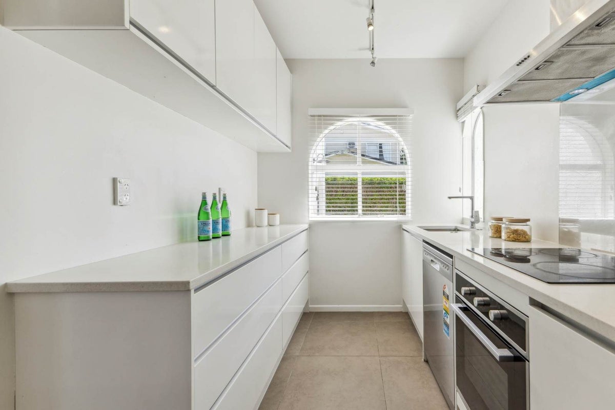 40 Tawa Road, Onehunga, Auckland - Carousel 21