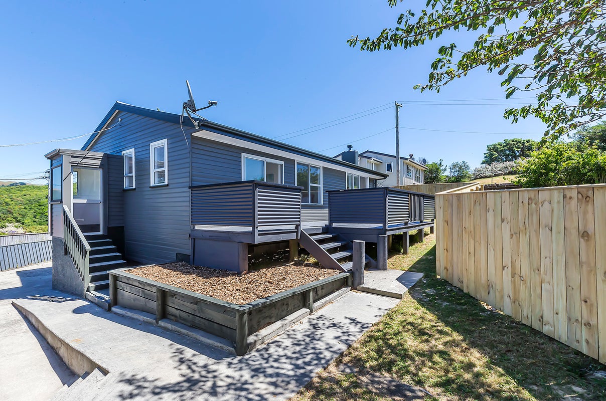 17B Whenua View, Titahi Bay, Porirua - Carousel 1