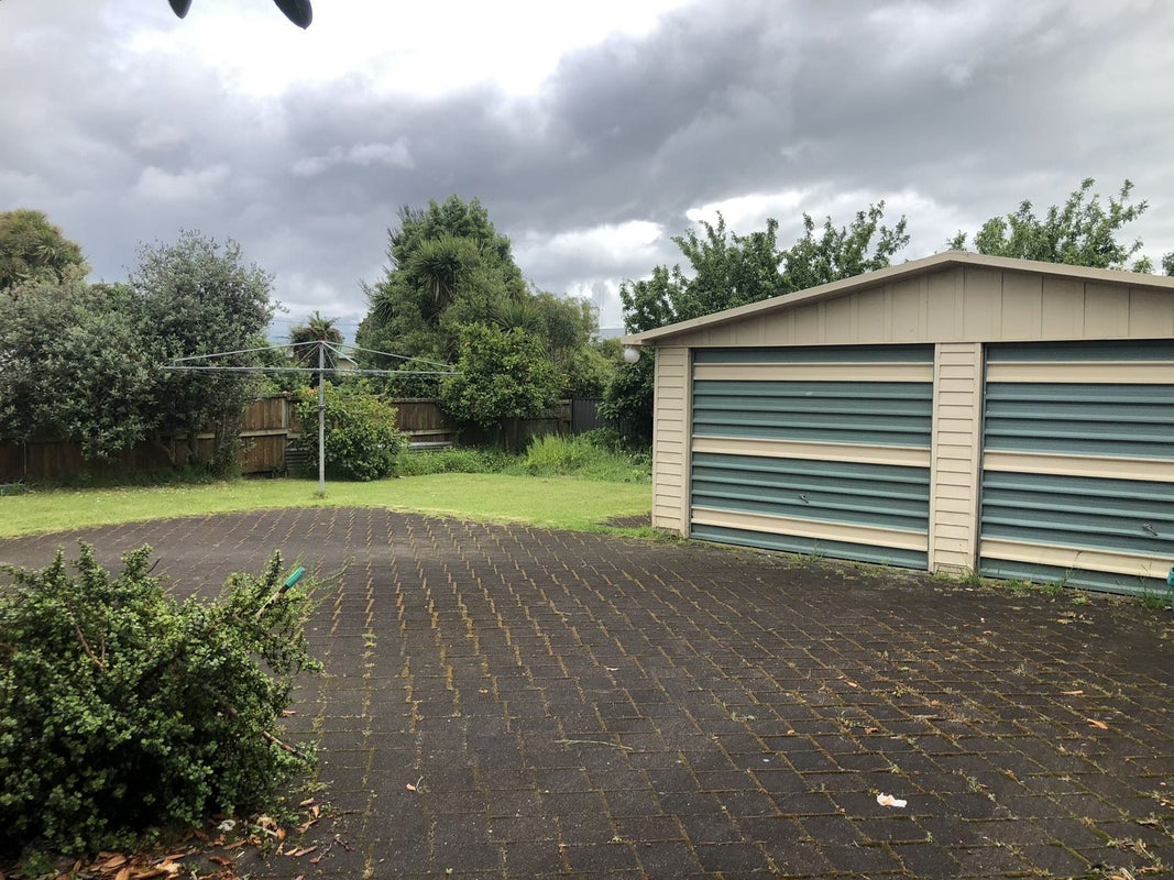 14 Oban Avenue, Glenview, Hamilton - Carousel 20
