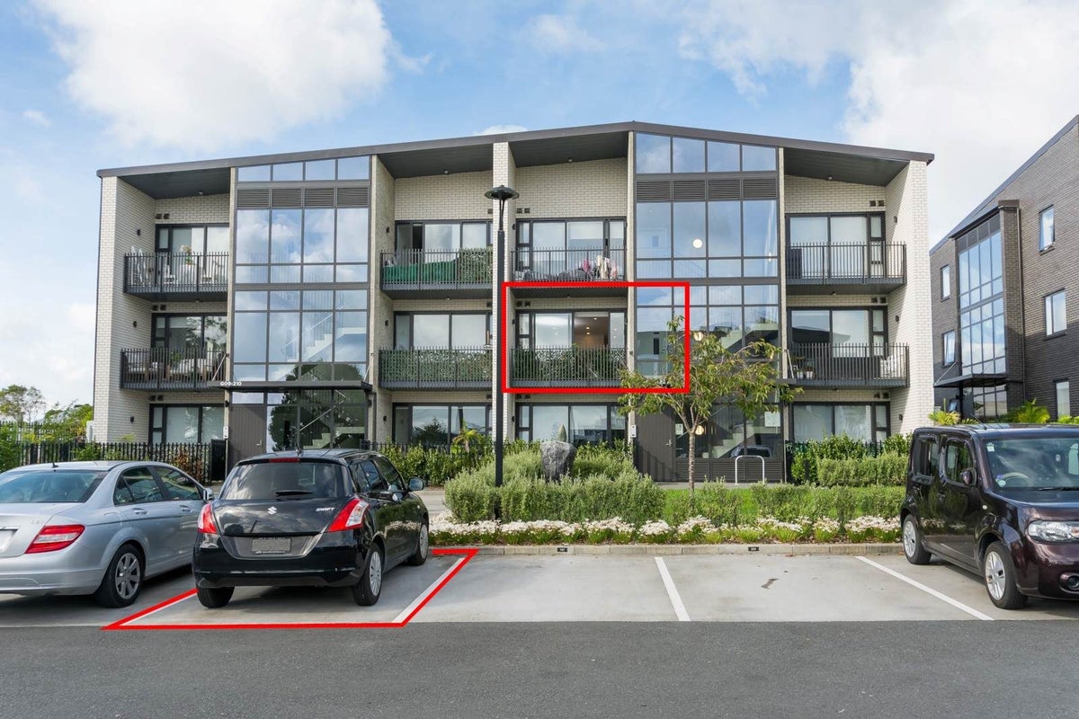 108/165 Lake Road, Northcote, Auckland - Carousel 1