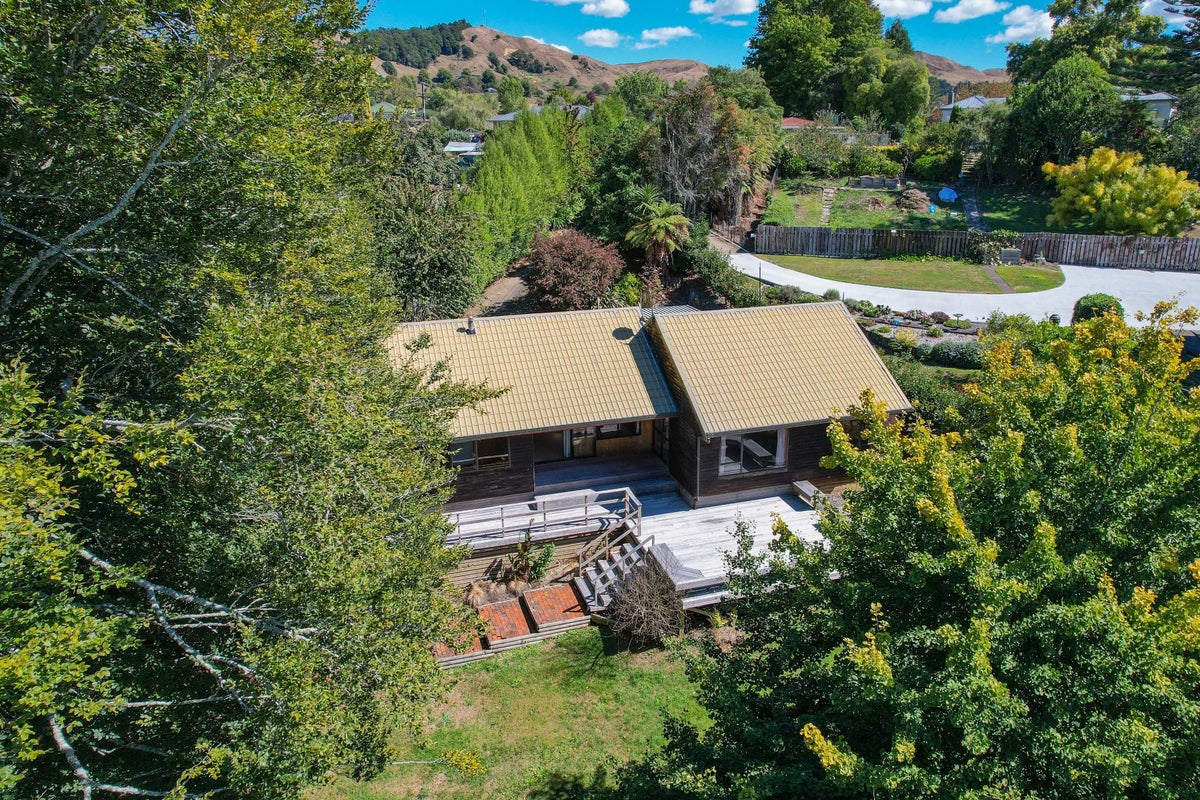 37B Awakino Road, Te Kuiti - Carousel 2