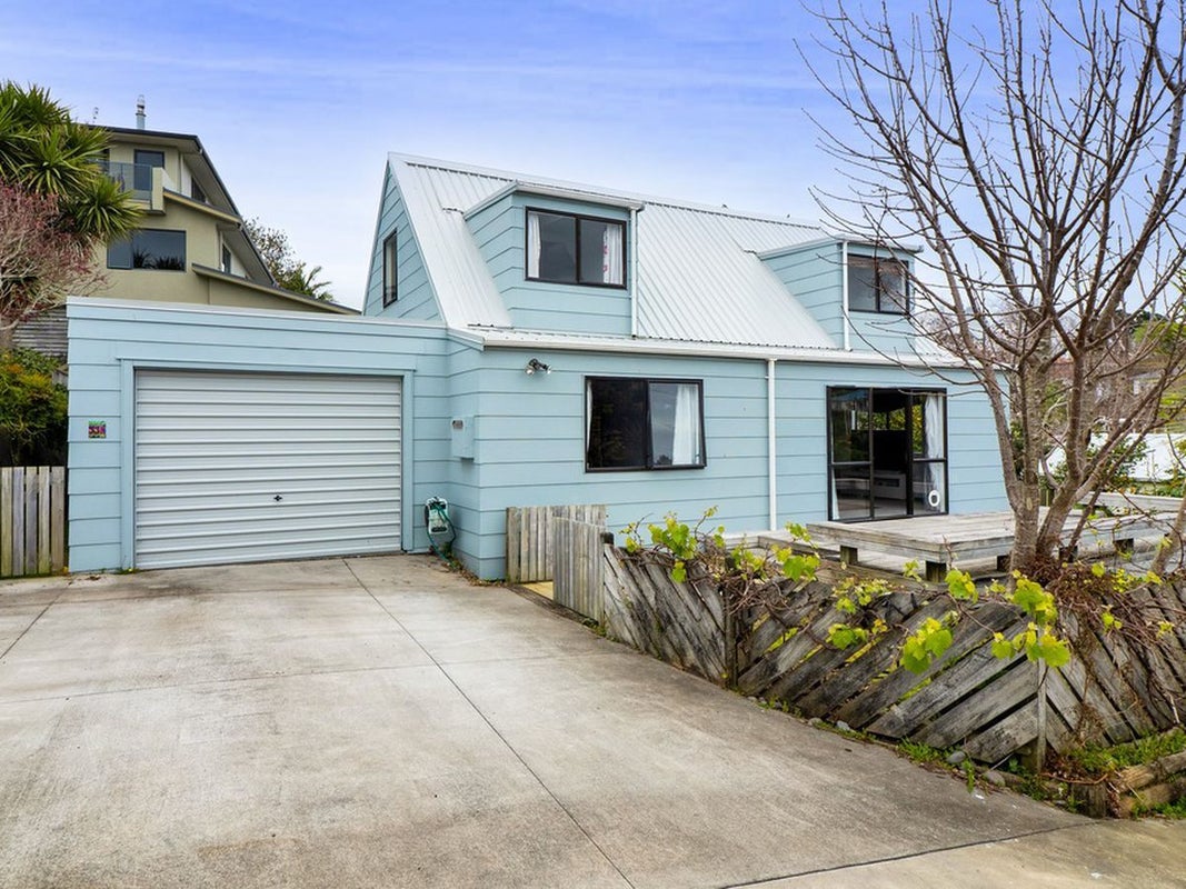 1/33 Lorna Street, Lynmouth, New Plymouth - Carousel 1