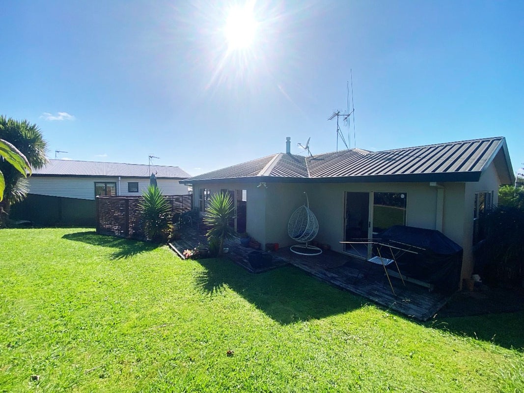 67B Discovery Drive, Flagstaff, Hamilton - Carousel 2