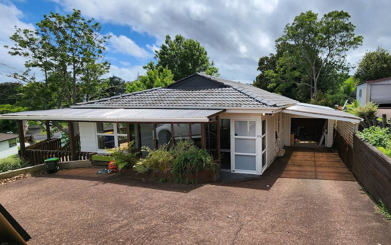 62A Captain Scott Road, Glen Eden, Auckland - Carousel 1