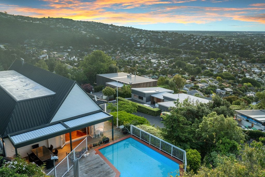75 Whaka Terrace, Huntsbury, Christchurch - Carousel 28