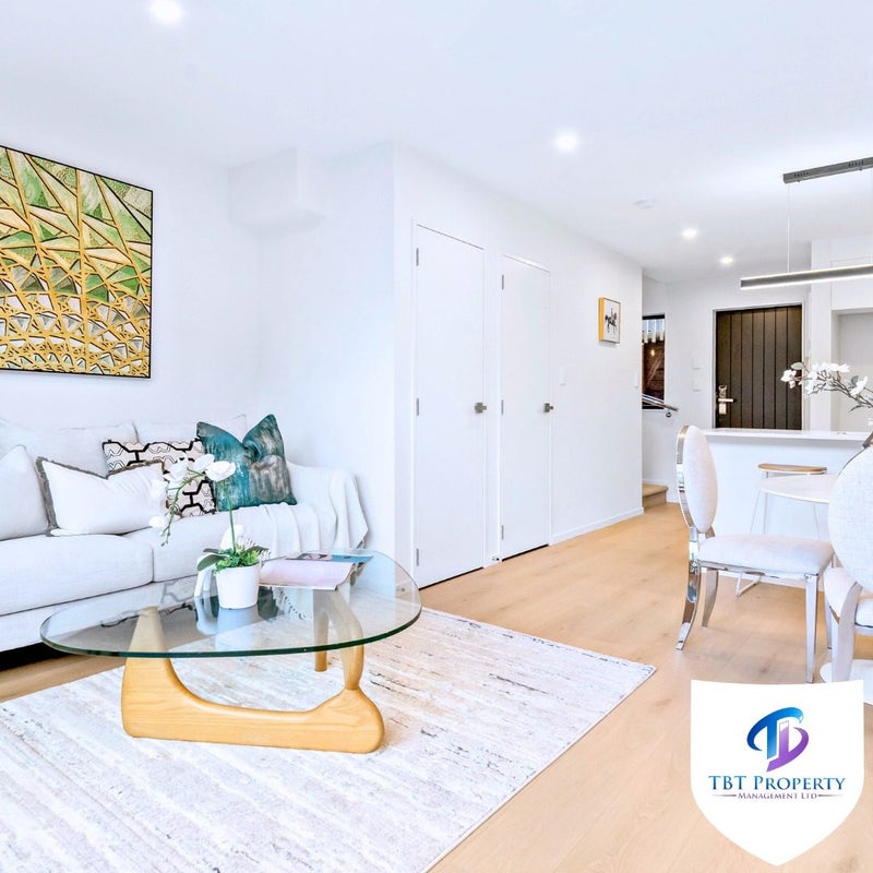 3/11 Stottholm Road, Titirangi, Auckland - Carousel 2