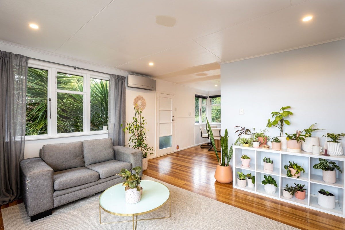 67 Ballance Street, Lower Vogeltown, New Plymouth - Carousel 2