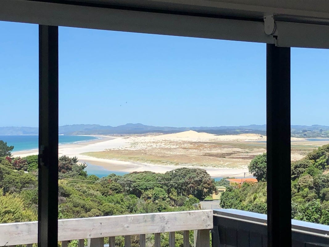 4 Sandbar Close, Mangawhai Heads, Mangawhai - Carousel 1