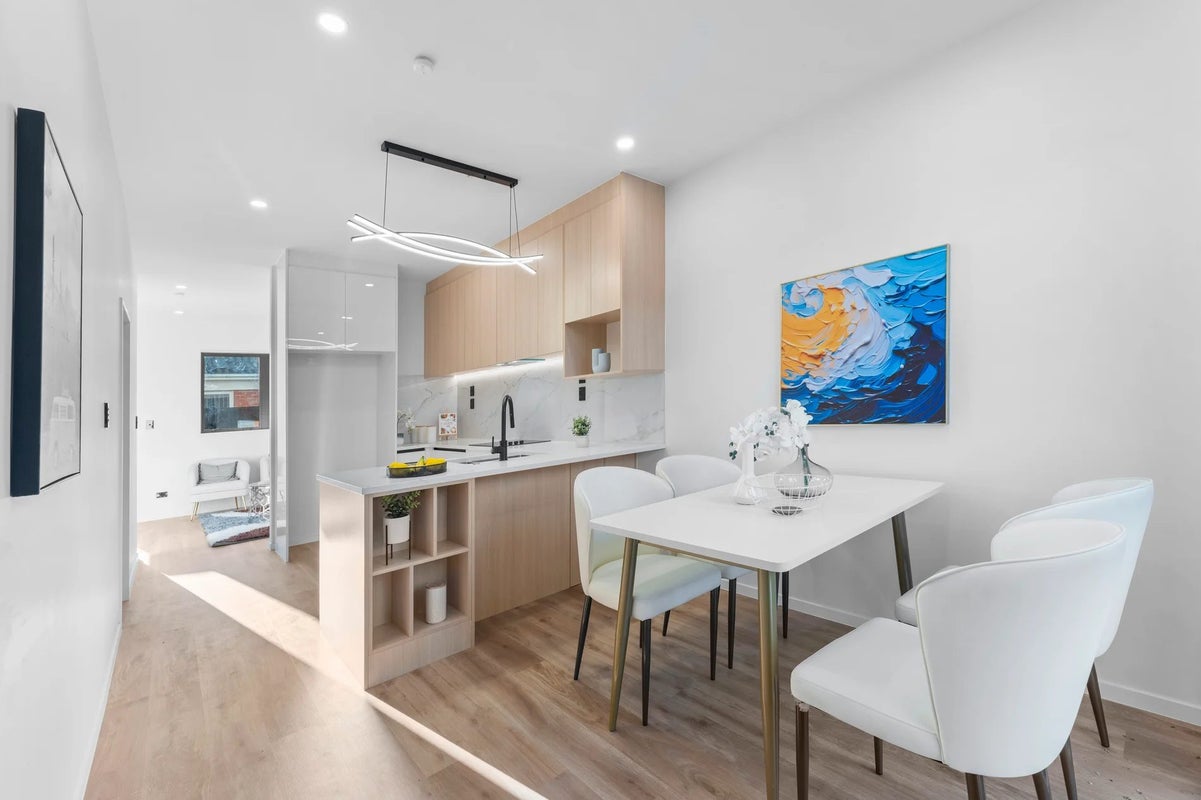 2/13 Rosebank Road, Papatoetoe, Auckland - Carousel 16