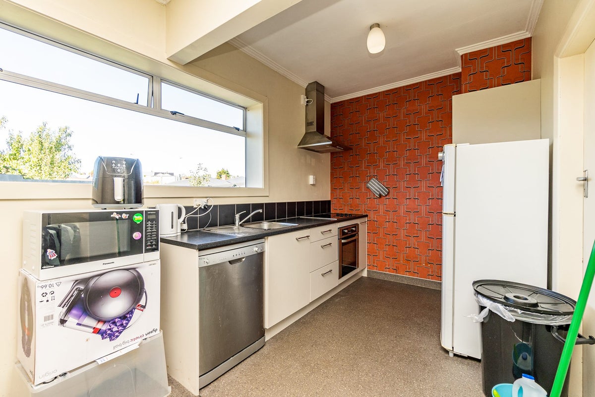 1/53 Evans Street, Maori Hill, Timaru - Carousel 2