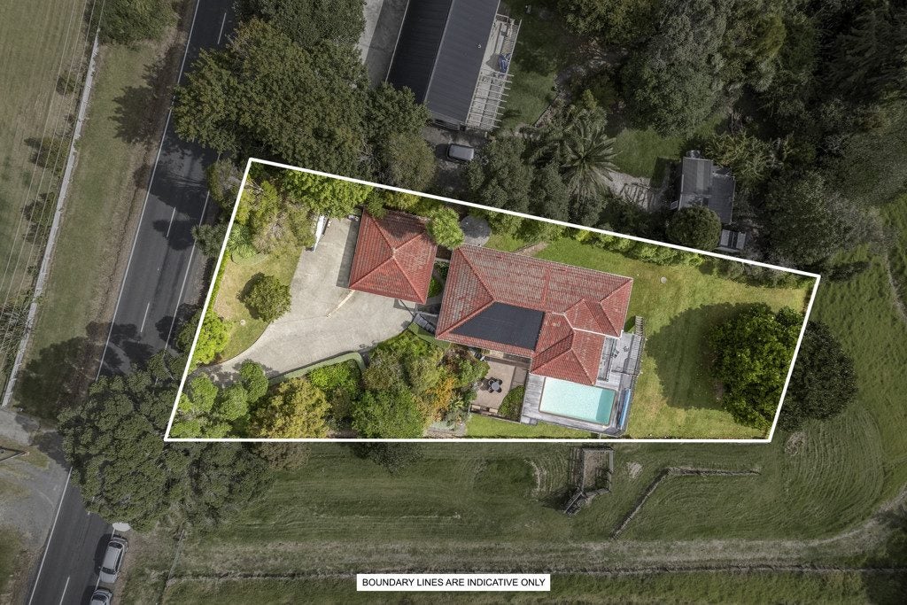 267 Forest Hill Road, Waiatarua, Auckland - Carousel 2