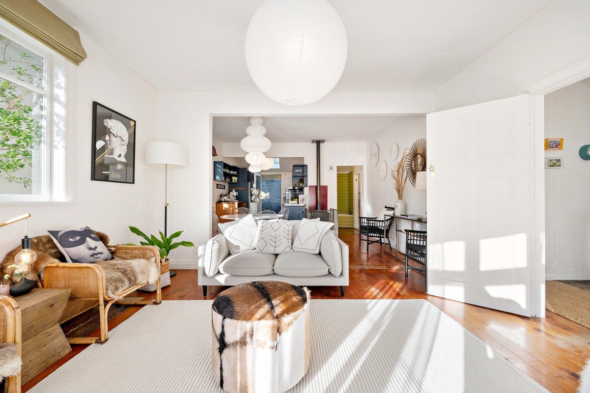 20 Jackson Street, Island Bay, Wellington - Carousel 2
