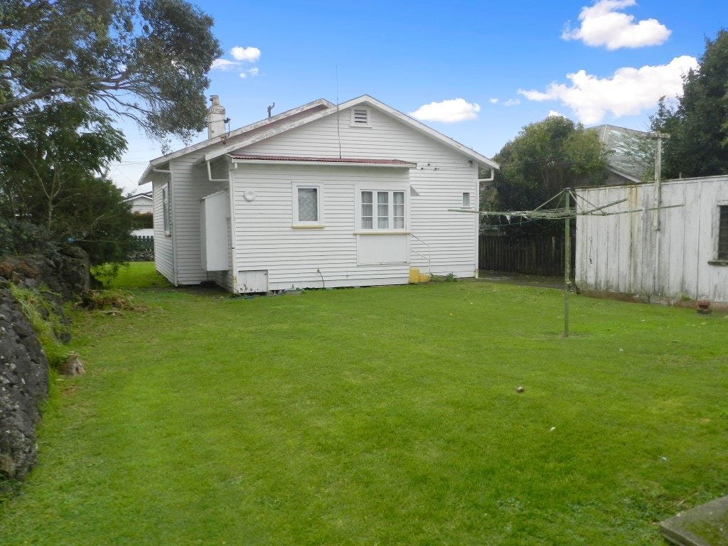 60 Pine Street, Mount Eden, Auckland - Carousel 2