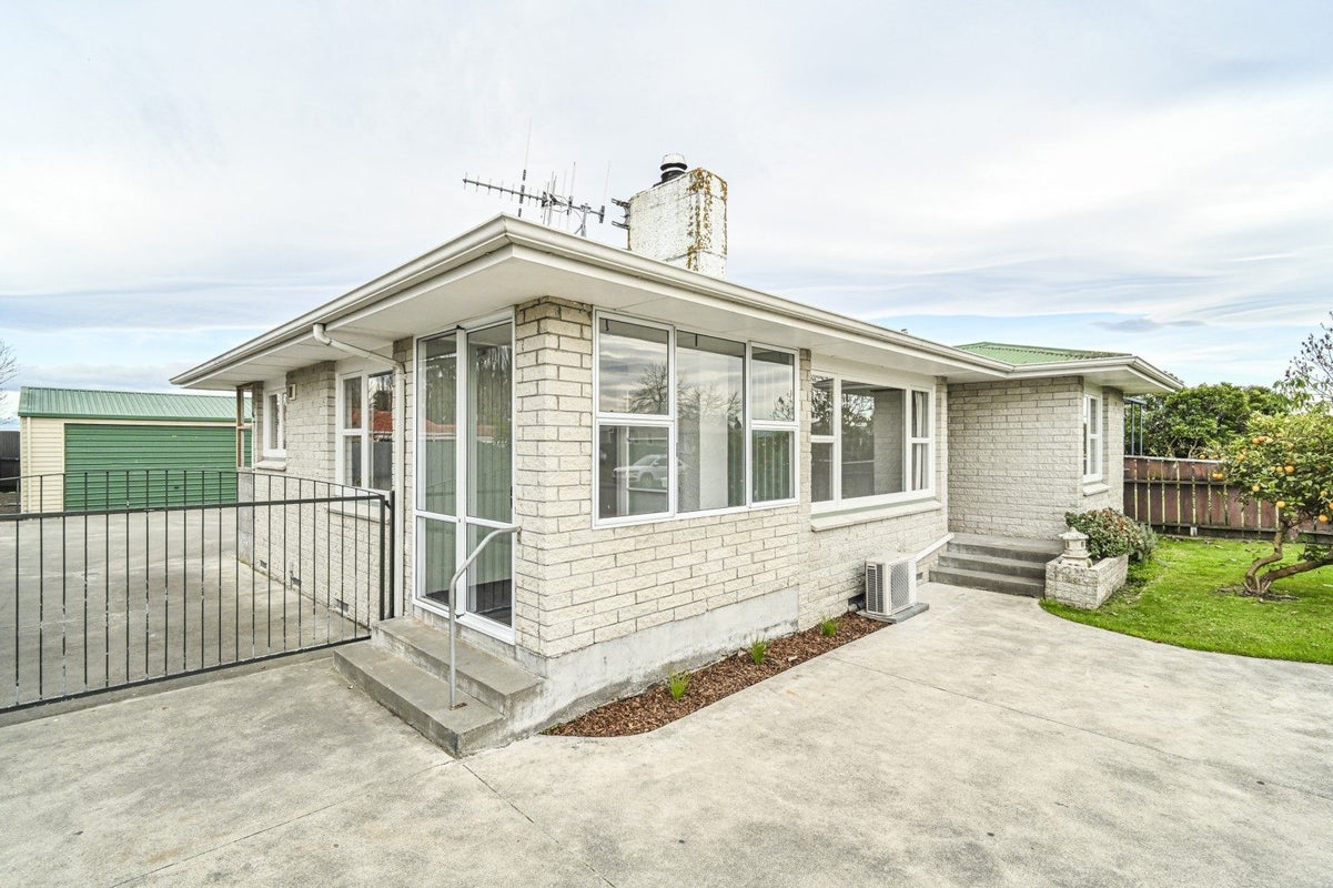 531 Lowe Street, Camberley, Hastings - Carousel 18