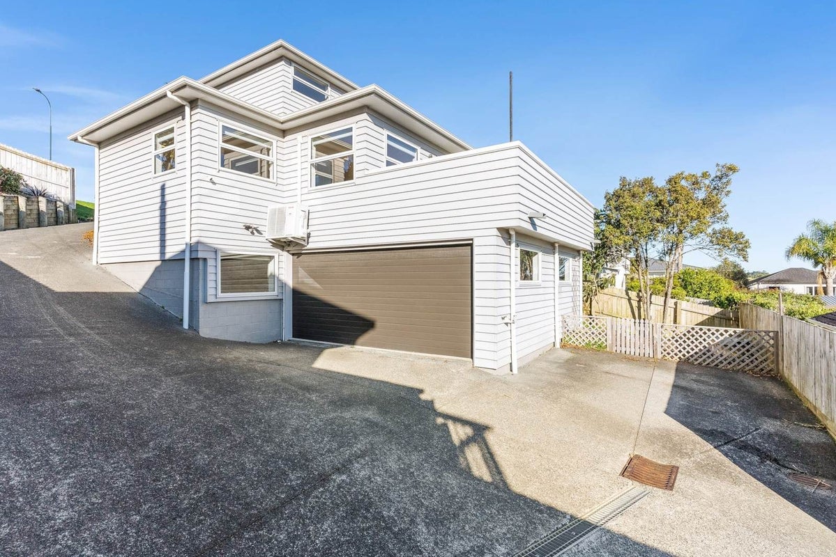19 Rosedale Road, Pinehill, Auckland - Carousel 1