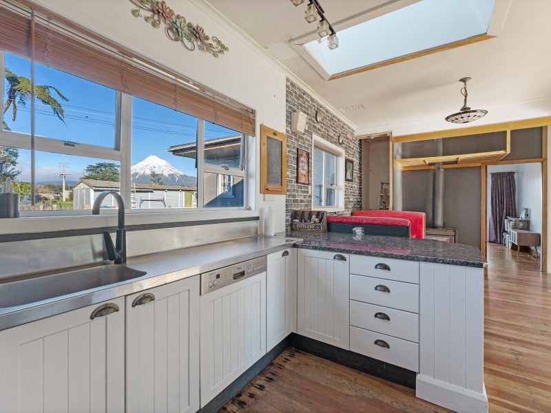 1835 Egmont Road, Kaimiro, Inglewood - Carousel 2