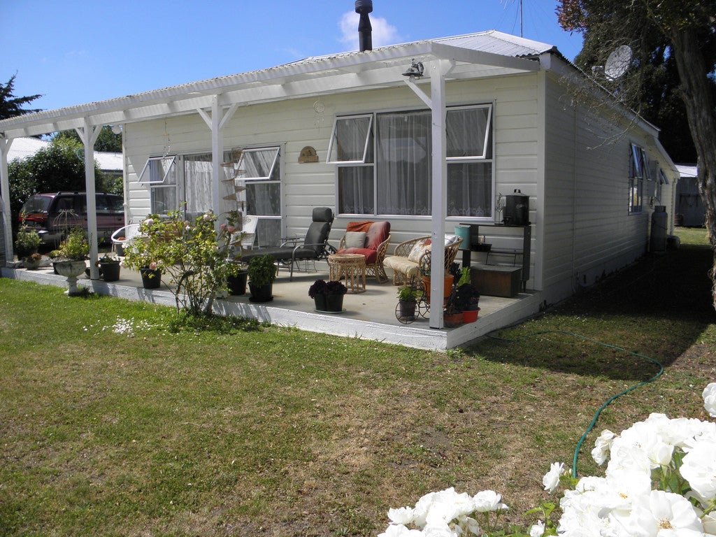 7 Shrimski Street, Deborah - Carousel 20