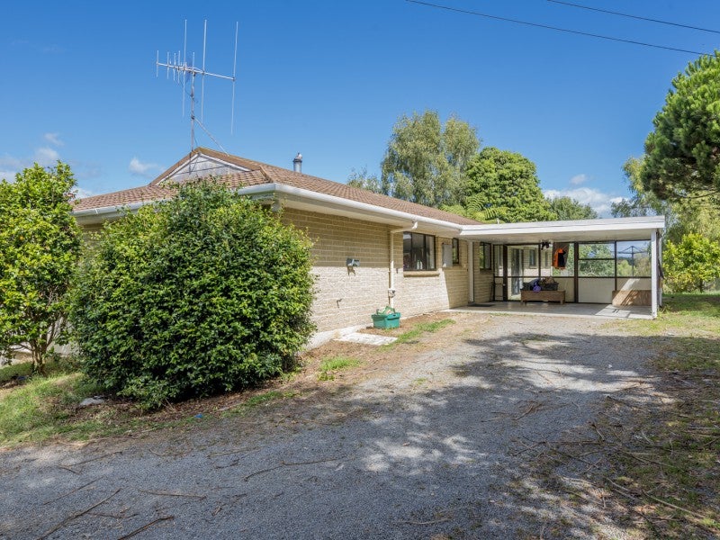 113 Papaitonga Lake Road, Ohau, Levin - Carousel 2