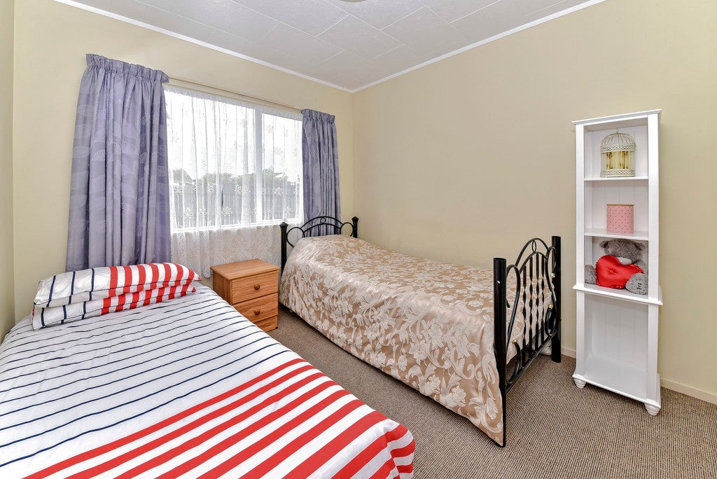 14 Riverton Drive, Randwick Park, Auckland - Carousel 13