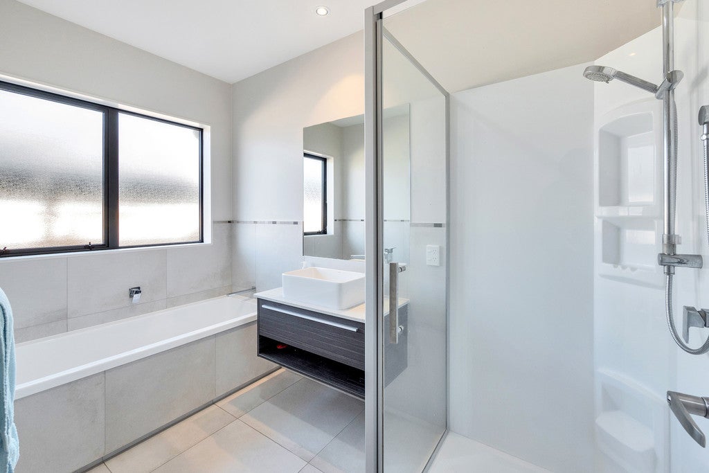 45 Kuhanui Drive, Karaka, Papakura - Carousel 17