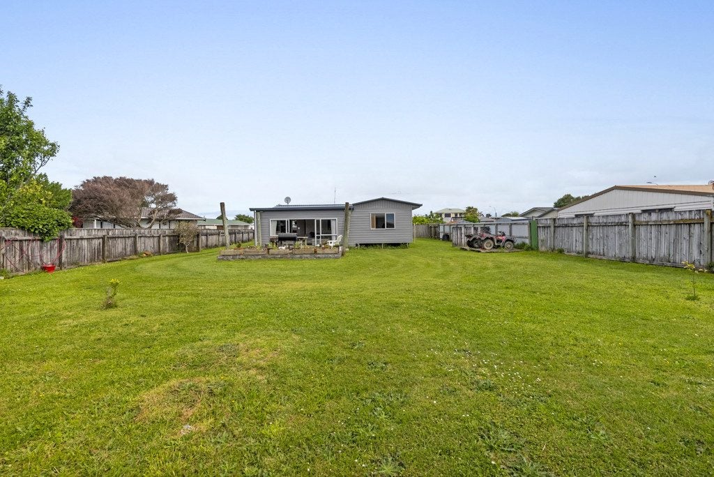 16C Trimble Place, Bell Block, New Plymouth - Carousel 23