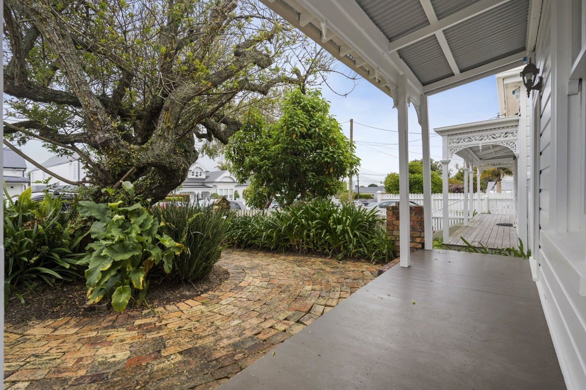 37 Rose Road, Grey Lynn, Auckland - Carousel 2