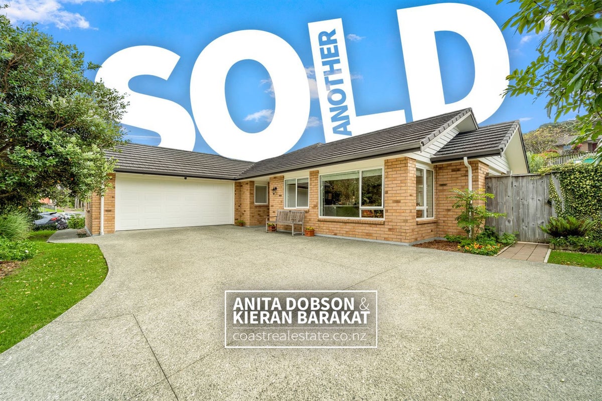 100 Ferry Road, Arkles Bay, Whangaparaoa - Carousel 1