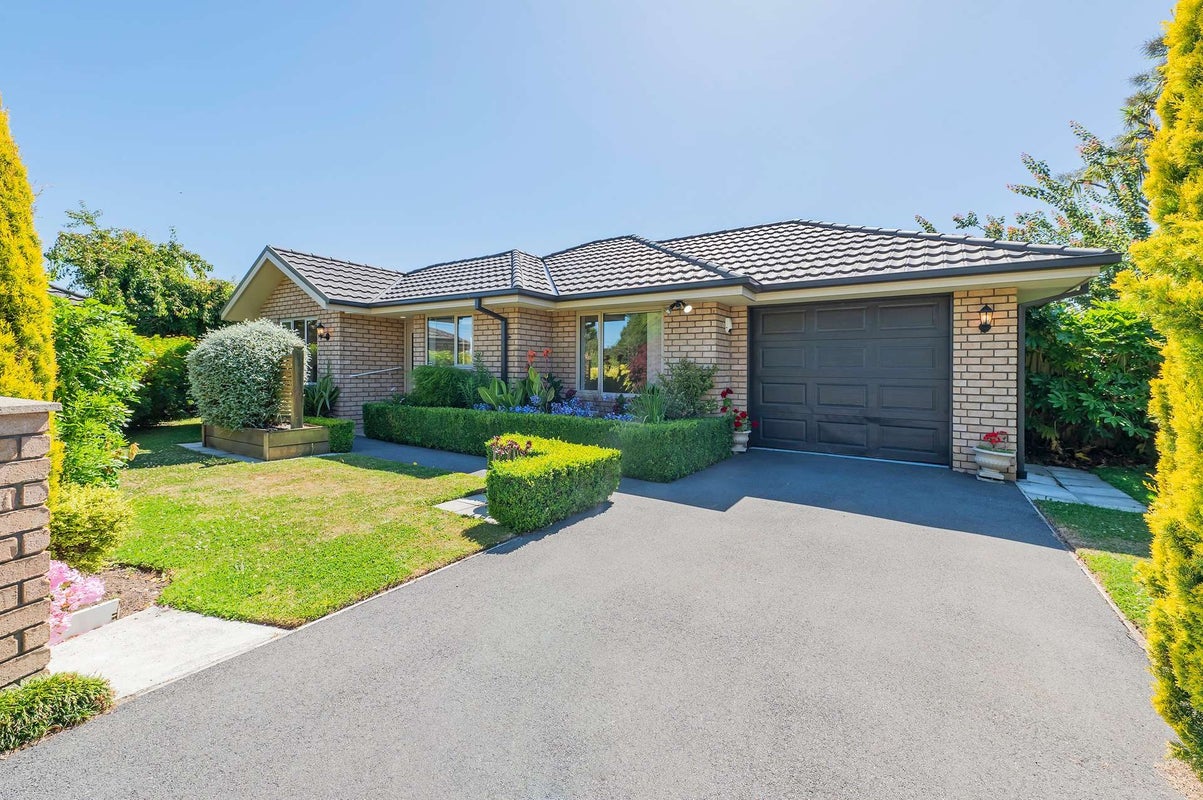 196 Quinns Road, Shirley, Christchurch - Carousel 1